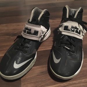 Nike Shoes Lebron James Soldier 7